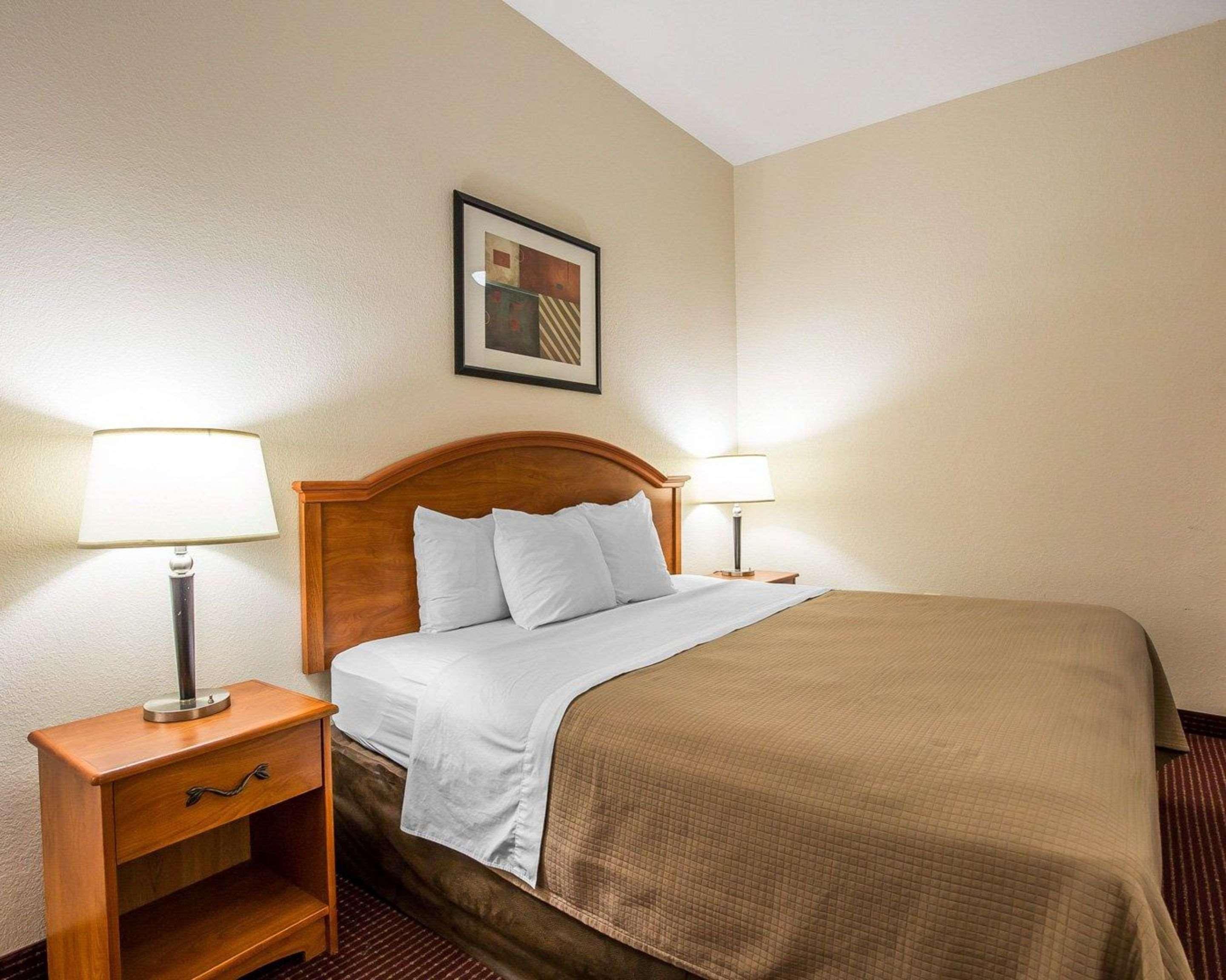 Econo Lodge Inn&Suites Beaumont Esterno foto