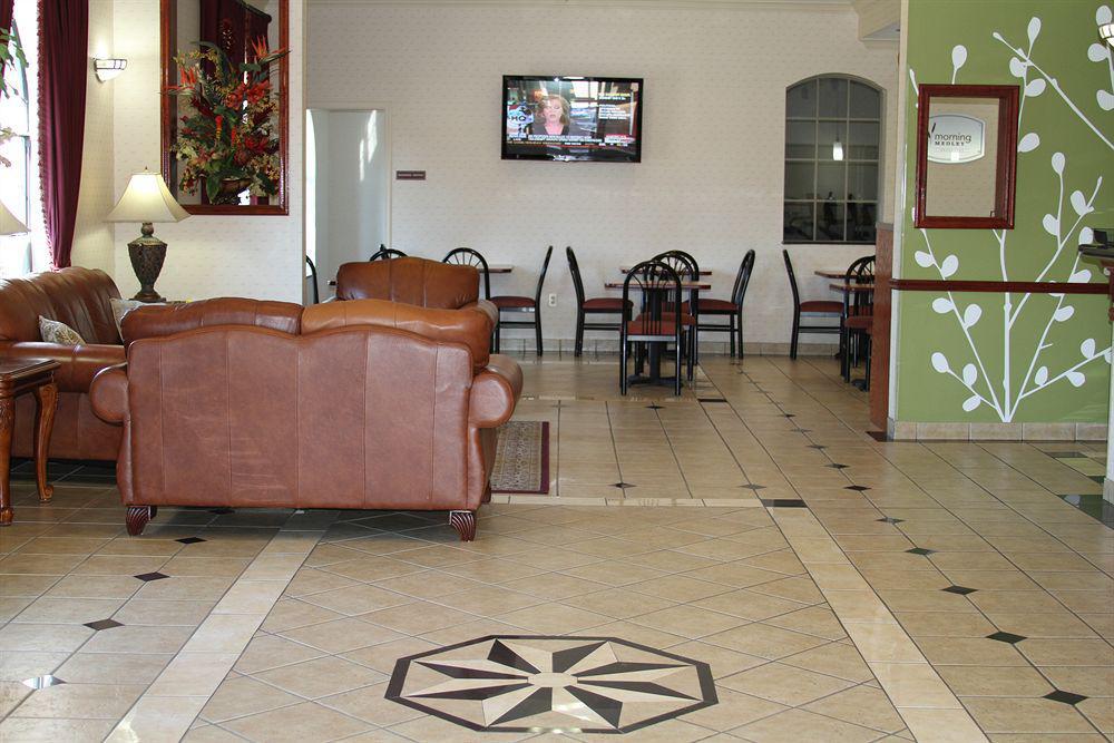 Econo Lodge Inn&Suites Beaumont Esterno foto